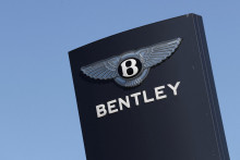 Logo automobilky Bentley. FOTO: Reuters
