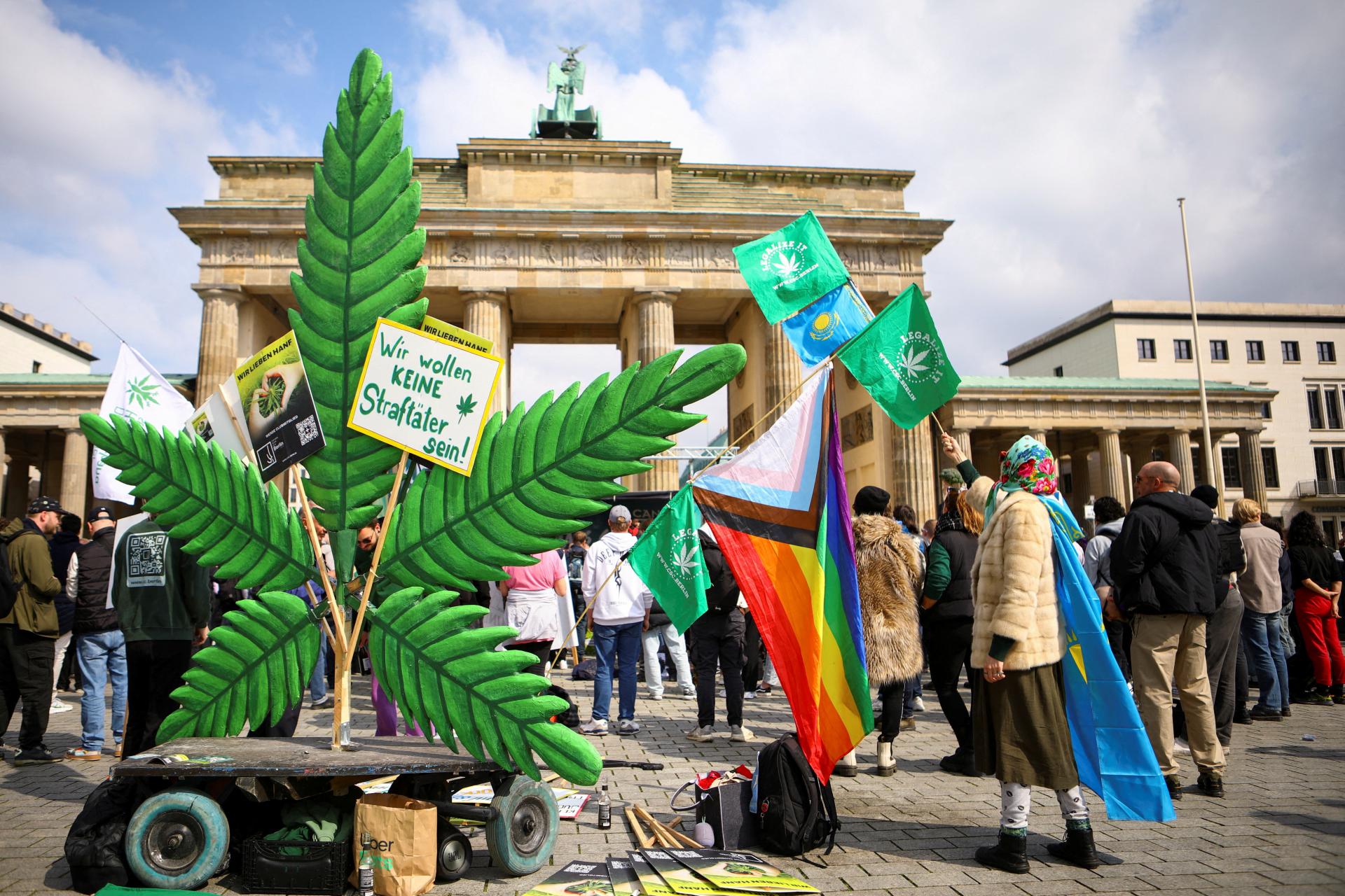 Nemecký minister zdravotníctva trvá na legalizácii marihuany aj napriek odporu