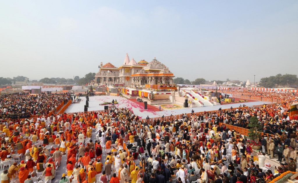 Otvorenie veľkého chrámu hinduistického boha Lorda Ram. FOTO: Reuters