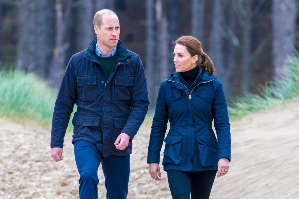 Kate Middleton, princezná z Walesu absolvovala pred niekoľkými dňami operáciu brucha.