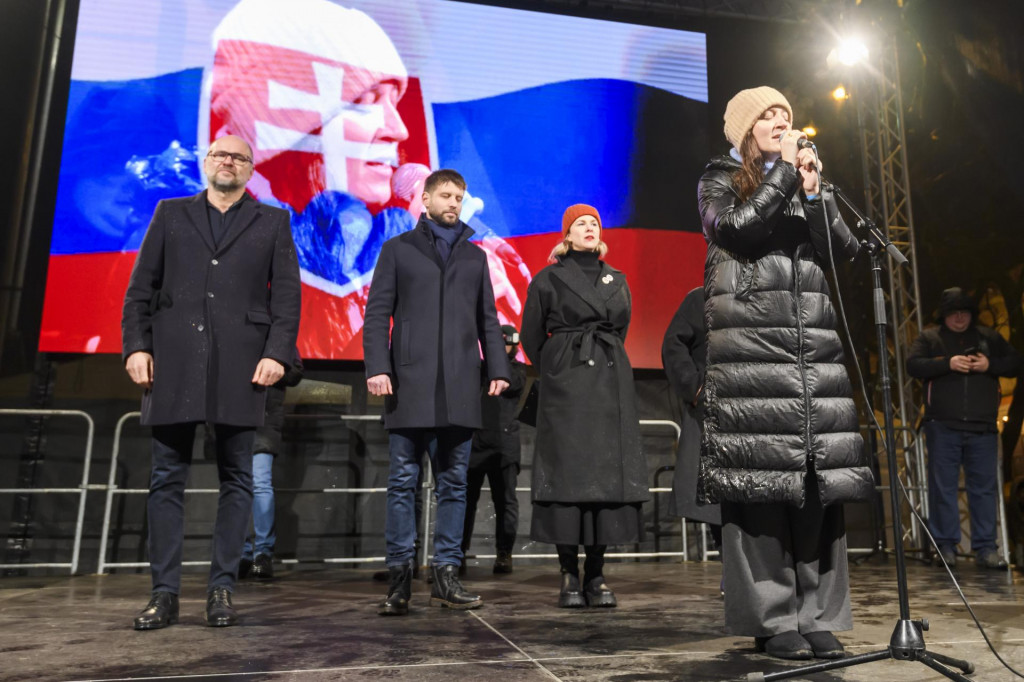 Opoz&iacute;cia pravidelne organizuje protesty proti vl&aacute;dnym snah&aacute;m o z&aacute;sahy do trestn&eacute;ho pr&aacute;va. FOTO: TASR/Jaroslav Nov&aacute;k