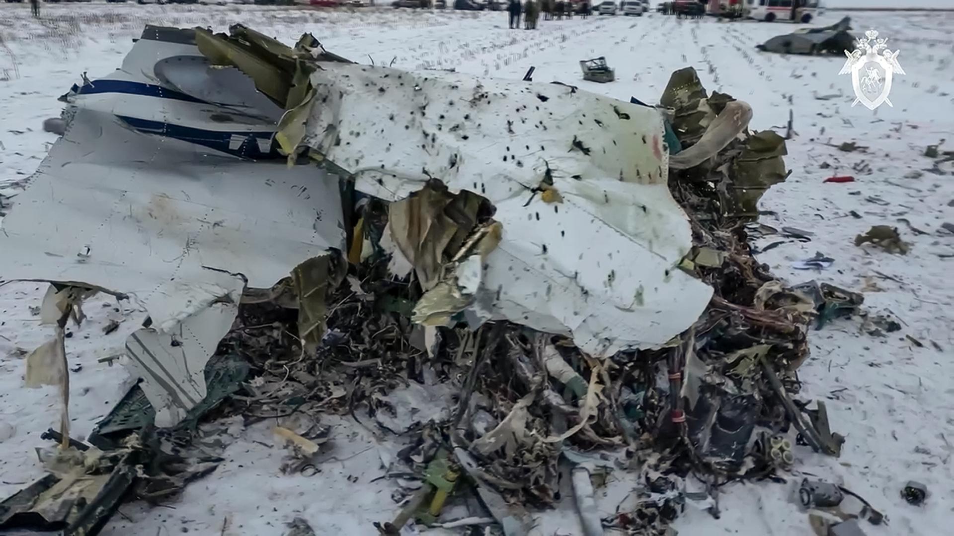Ukrajinci podľa Putina zostrelili lietadlo so zajatcami raketou z Francúzska či USA