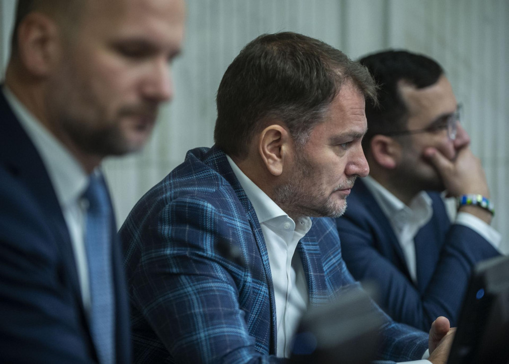 Na sn&iacute;mke poslanci N&aacute;rodnej rady SR, zľava G&aacute;bor Grendel, Igor Matovič a J&uacute;lius Jakab (v&scaron;etci hnutie Slovensko) počas rokovania 6. sch&ocirc;dze parlamentu 8. janu&aacute;ra 2024 v Bratislave. FOTO TASR - Jakub Kotian FOTO: Jakub Kotian