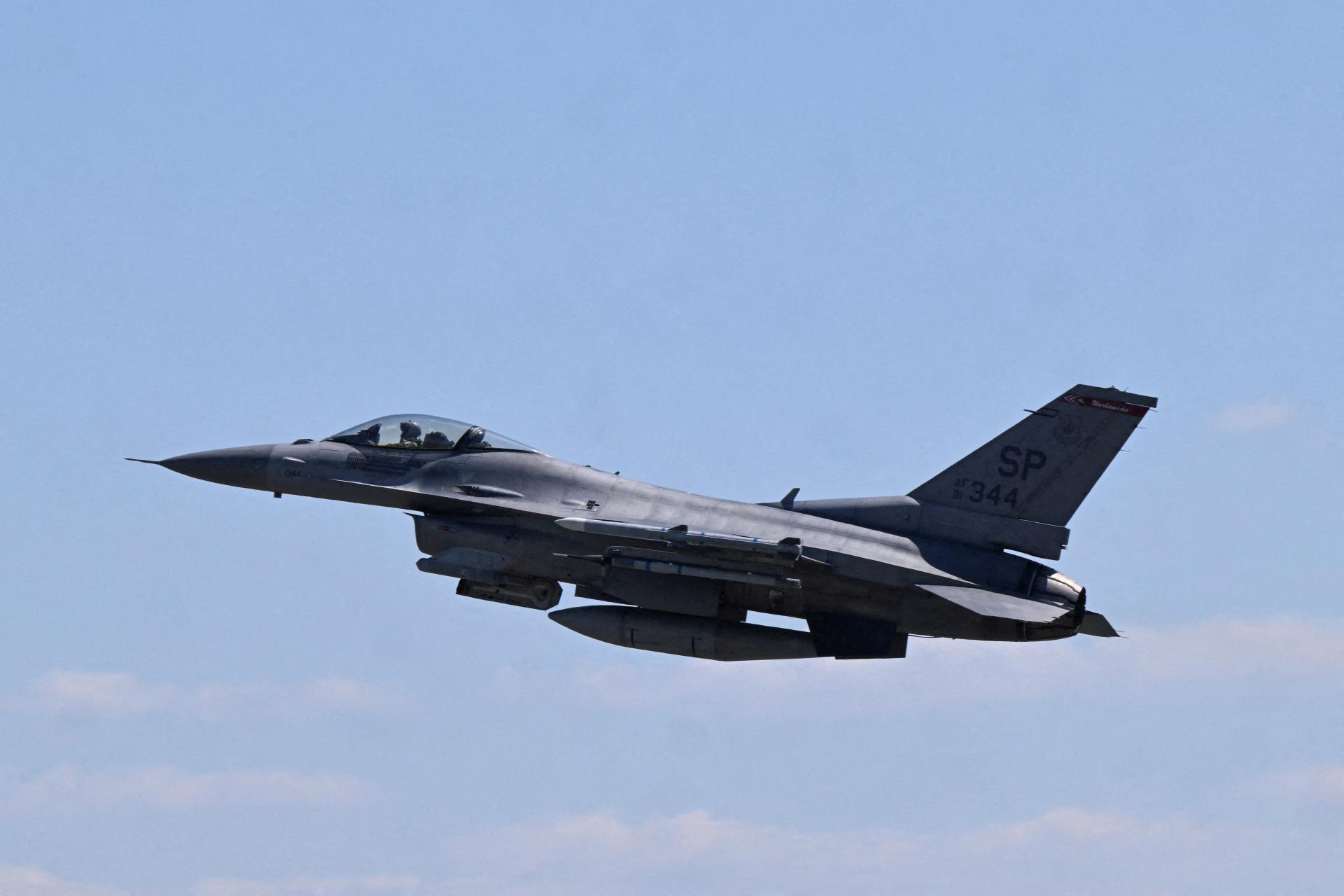 USA podmienili predaj F-16 Turecku tým, že ich nepoužije proti Grécku