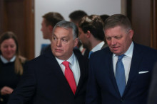 Viktor Orbán s Robertom Ficom. FOTO: REUTERS