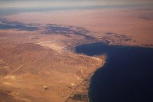 Suezský prieplav spájajúci Stredozemné more s Červeným morom. FOTO: Reuters
