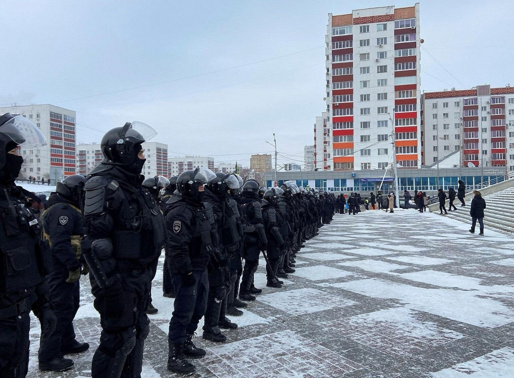 V meste Ufa, metropole Baškirska, vyrazili do ulíc stovky demonštrantov. FOTO: Reuters