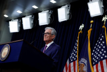Šéf americkej centrálnej banky Jerome Powell ponechal vysoké sadzby bez meny už niekoľko mesiacov. FOTO: Reuters
