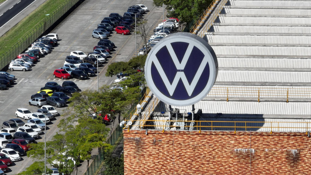 Volkswagen sa čoraz viac rozvíja v Brazílii (na snímke), ťahúňom je však stále aj na Slovensku. FOTO: REUTERS