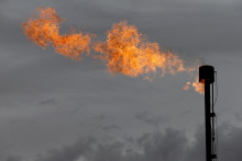 Počet aktívnych ropných vrtov v USA zároveň tento týždeň vzrástol na 623. FOTO: Reuters