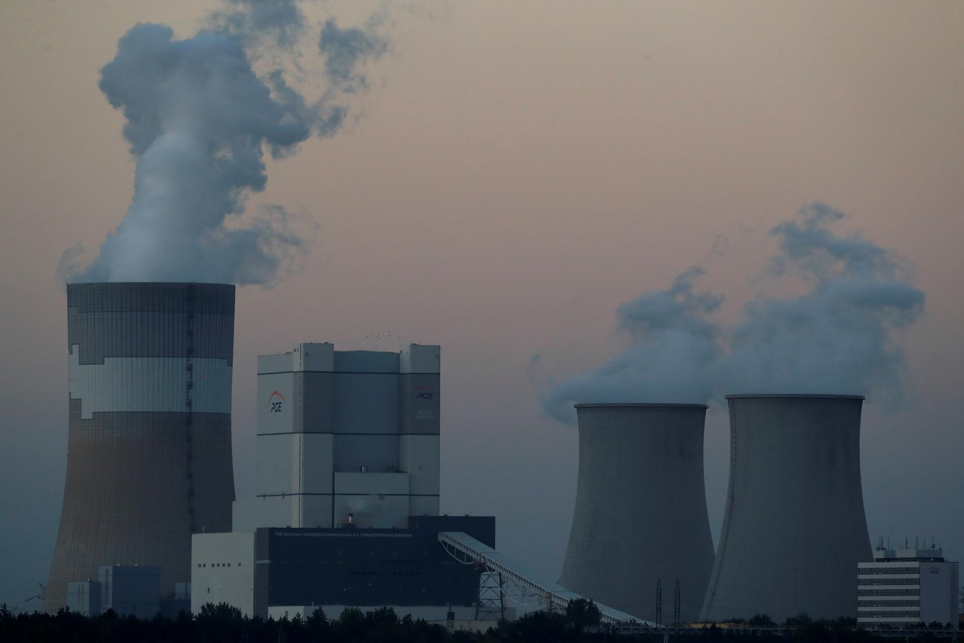 Príprava výstavby jadrovej elektrárne v Poľsku sa môže oneskoriť, termín uvedenia do prevádzky však ostáva