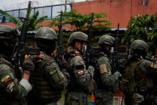 Ekvádorský vojaci. FOTO: Reuters