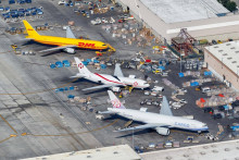 Lietadlá z Číny na letisku v Los Angeles. FOTO: Profimedia