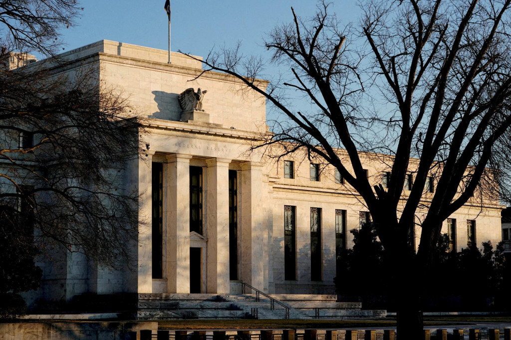 Budova Federálneho rezervného systému vo Washingtone. FOTO: Reuters