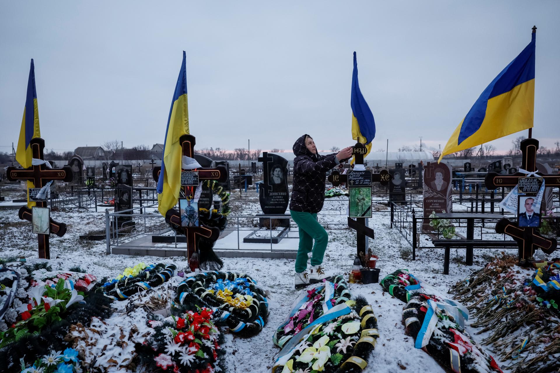 Druhé výročie vojny prišlo počas ukrajinskej defenzívy. Kyjev je oslabený nedostatkom pomoci zo Západu