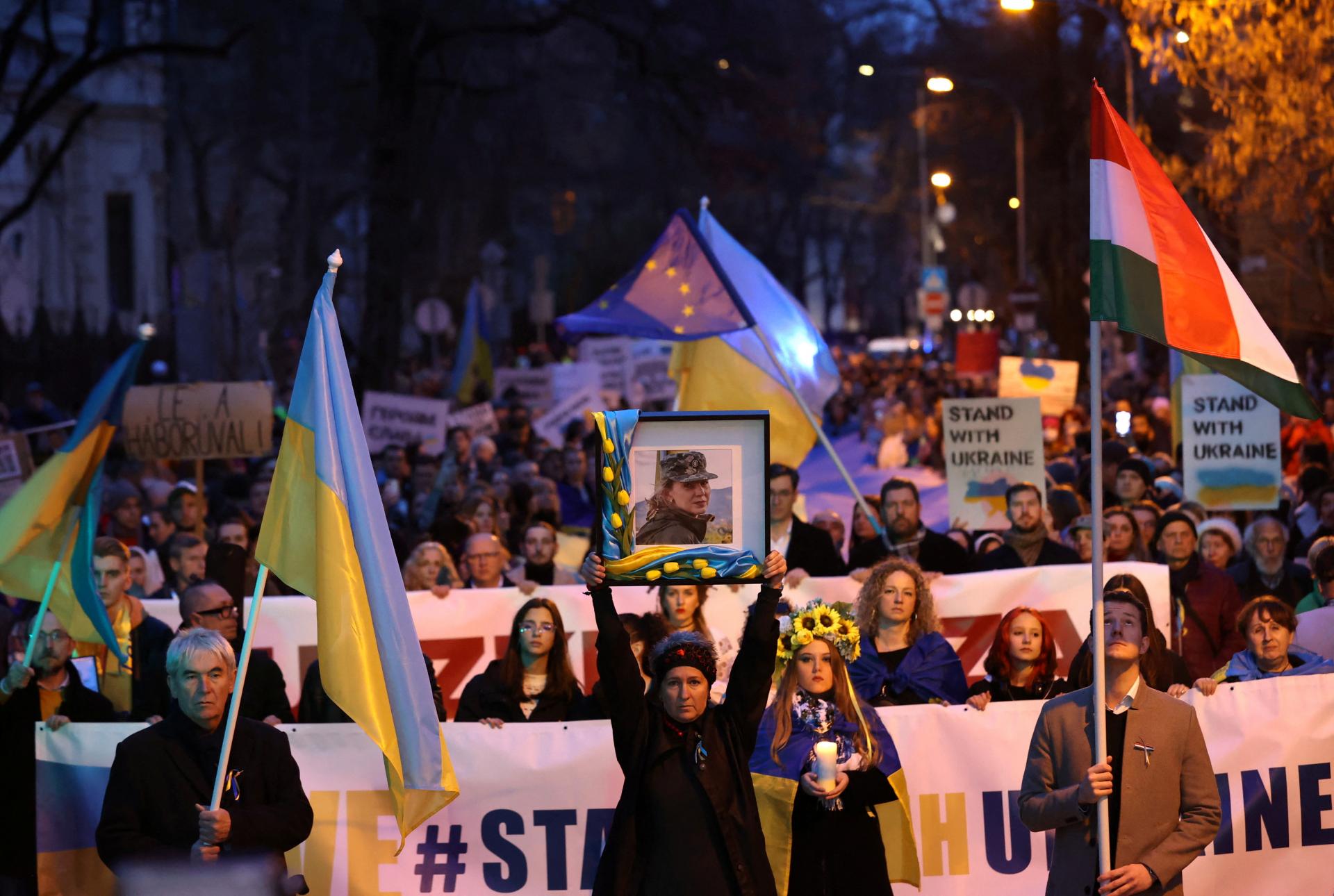 V Budapešti pri výročí vypuknutia vojny na Ukrajine skandovali 