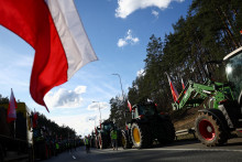 Poľskí farmári na cestách. FOTO: Reuters