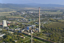 Pohľad na priemyselný areál Chemka Strážske, kde pôsobí aj firma TP 2.

FOTO: TASR/M. Kapusta