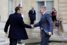 Francúzsky prezident Emmanuel Macron hostil medzinárodnú konferenciu na podporu Ukrajiny. Pozvaní boli európski lídri a ministri. Slovensko zastupoval predseda vlády Robert Fico. FOTO: TASR/AP