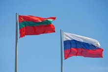 Podnesterská a ruská vlajka. FOTO: Reuters
