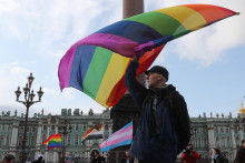Zhromaždenie LGBT komunity v Petrohrade. FOTO: REUTERS/Anton Vaganov 
​