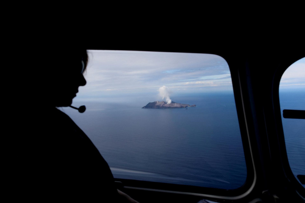 Ostrov Whakaari, tiež známy ako sopka White Island, na Novom Zélande. FOTO: Reuters