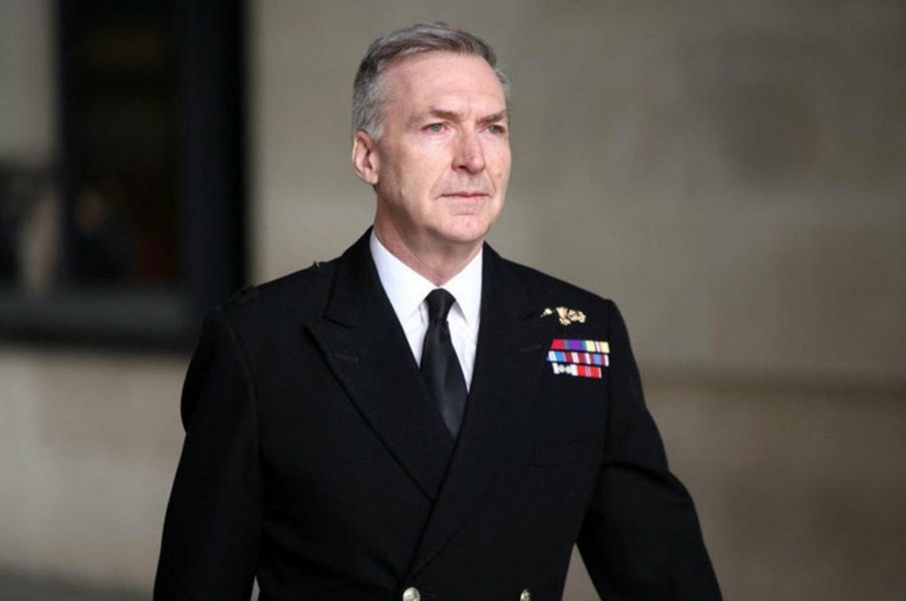 Náčelník britského generálneho štábu - admirál Tony Radakin. FOTO: Reuters