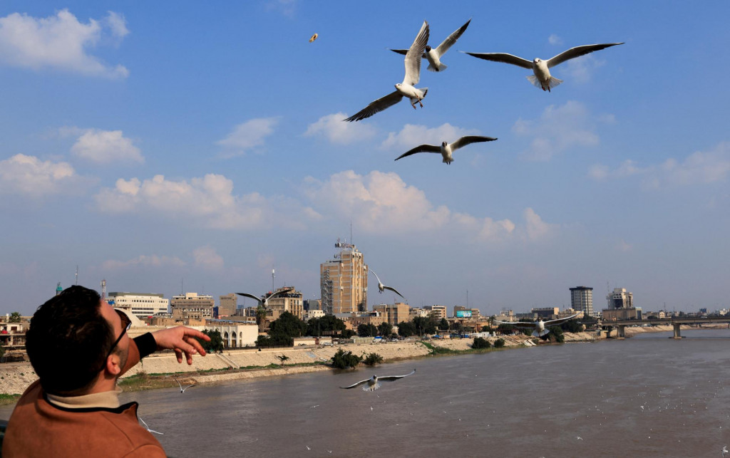 Medzi krajiny s najvyššou úrovňou teritoriálneho rizika partí aj Irak. Na snímke rieka Tigris pretekajúca cez jeho metropolu Bagdad. FOTO: Reuters