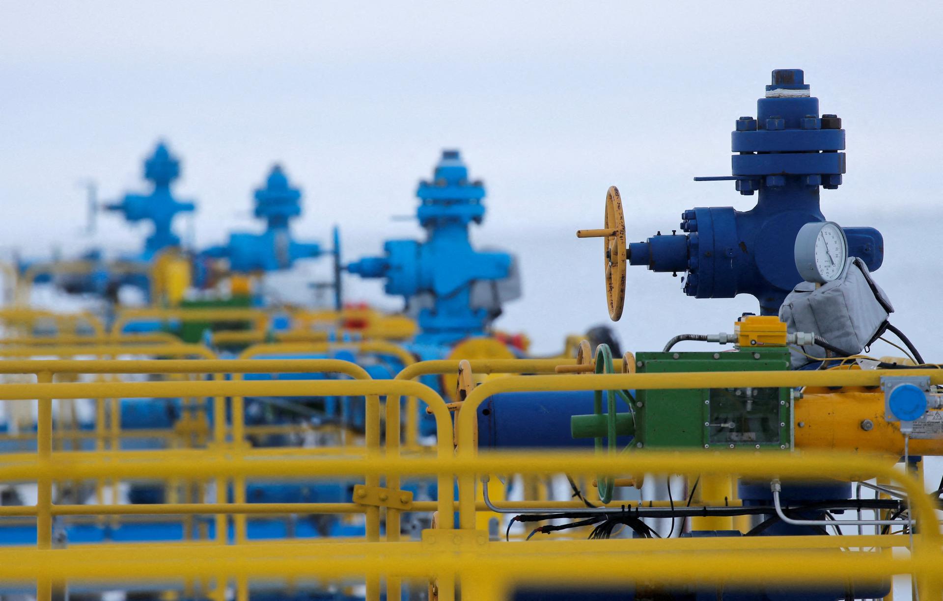 Rusko tento rok očakáva zvýšenie vývozu ropy pre neplánovanú údržbu v rafinériách