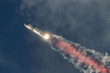 Kontrakt v hodnote 1,8 miliardy dolárov spadá pod oddelenie SpaceX s názvom Starshield. FOTO: Reuters