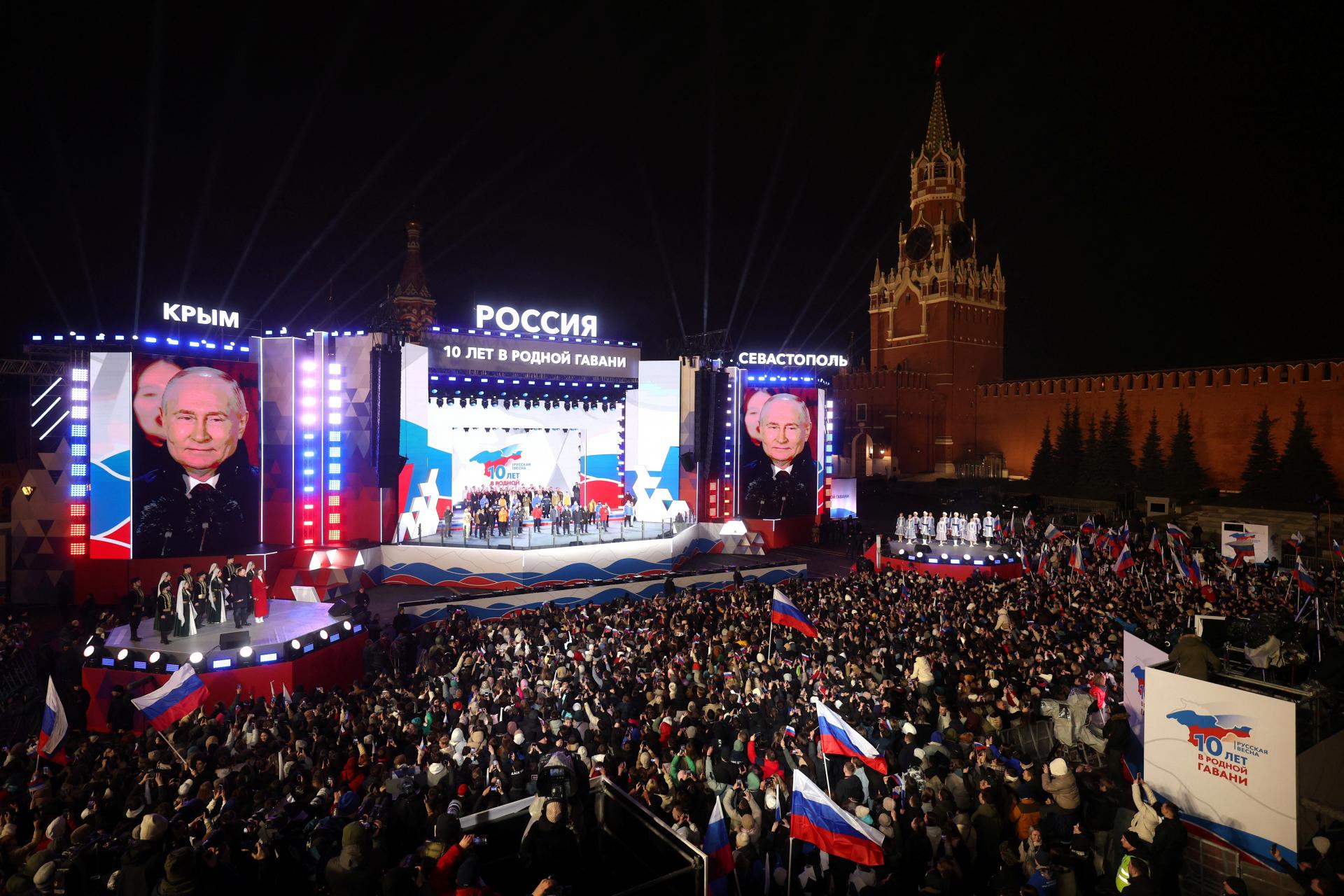 Putin oslavoval na Červenom námestí, pripomenul anexiu ukrajinských regiónov