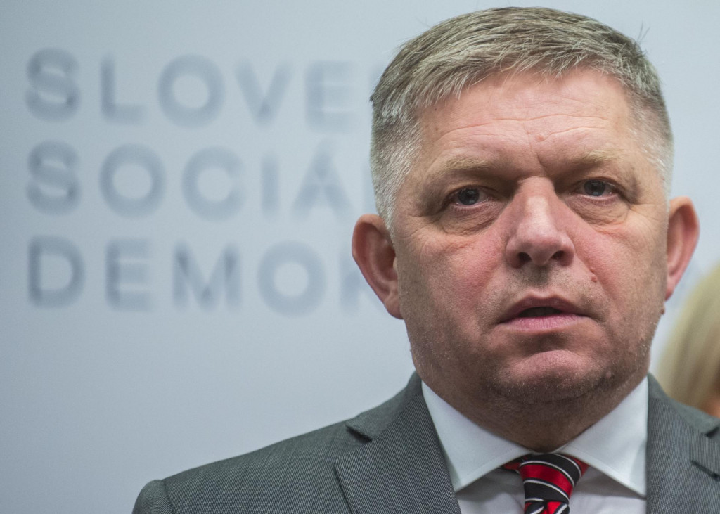 Predseda strany Smer a premi&eacute;r Robert Fico. FOTO: TASR/Jakub Kotian
