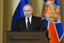 Ruský prezident Vladimir Putin vystupuje s príhovorom pred príslušníkmi Federálnej bezpečnostnej služby (FSB) v Moskve. FOTO: TASR/AP