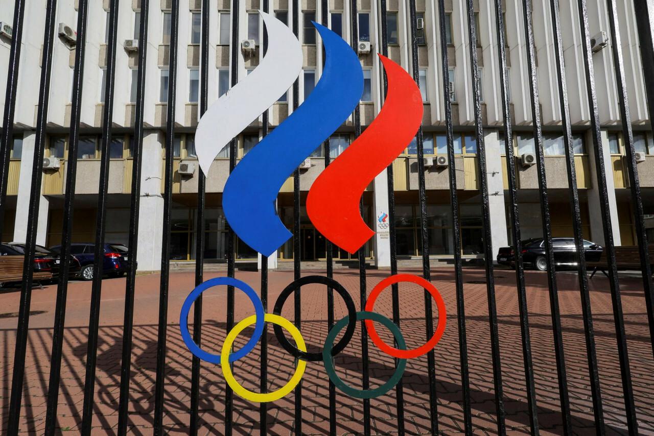 Rusov a Bielorusov vylúčili z otváracieho ceremoniálu olympiády, Kremeľ to ostro kritizuje