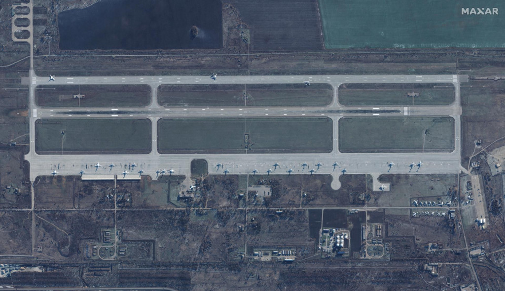 Satelitná snímka leteckej základne Engels v Saratovskej oblasti. FOTO: Reuters