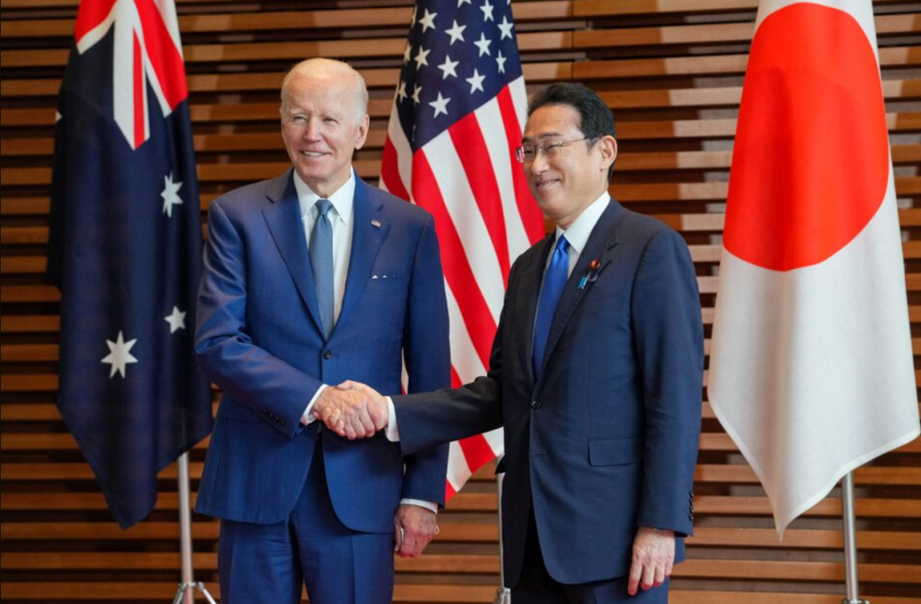 Americký prezident Joe Biden a japonský premiér Fumio Kišida. FOTO: Reuters
