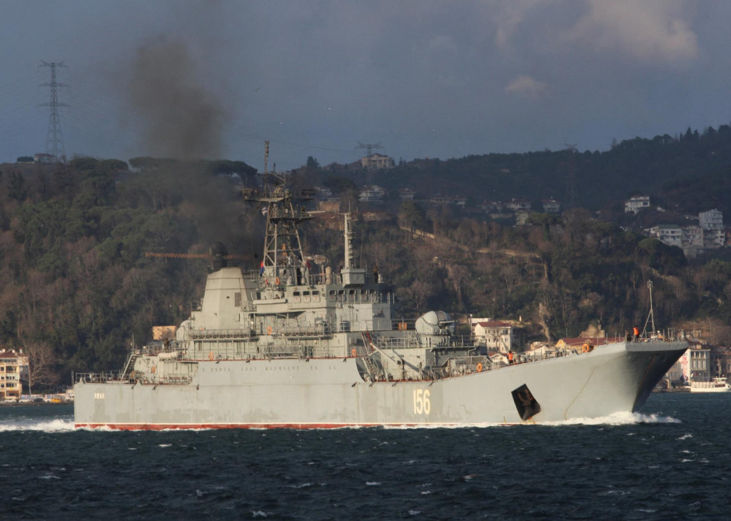 Ruská výsadková loď Jamal. FOTO: Reuters
