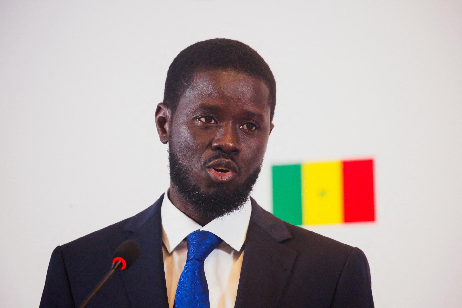 V prezidentských voľbách v Senegale porazil opozičný Faye vládneho kandidáta
