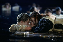 Leonardo DiCaprio a Kate Winslet vo filme Titanic z roku 1997. FOTO: Bontofilm