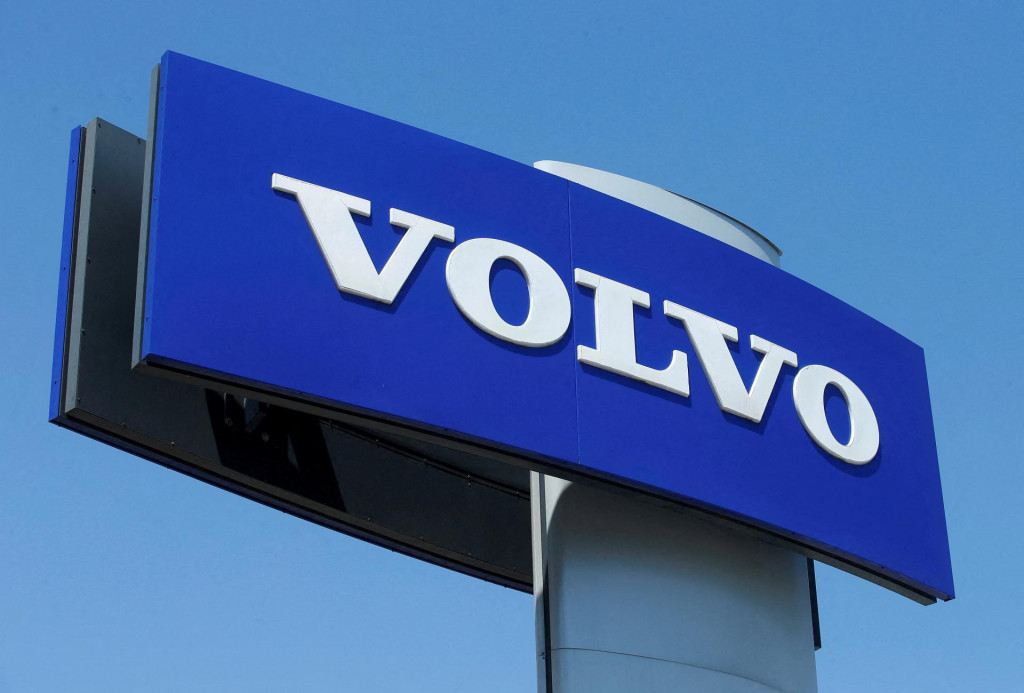 Logo automobilky Volvo. FOTO: Reuters