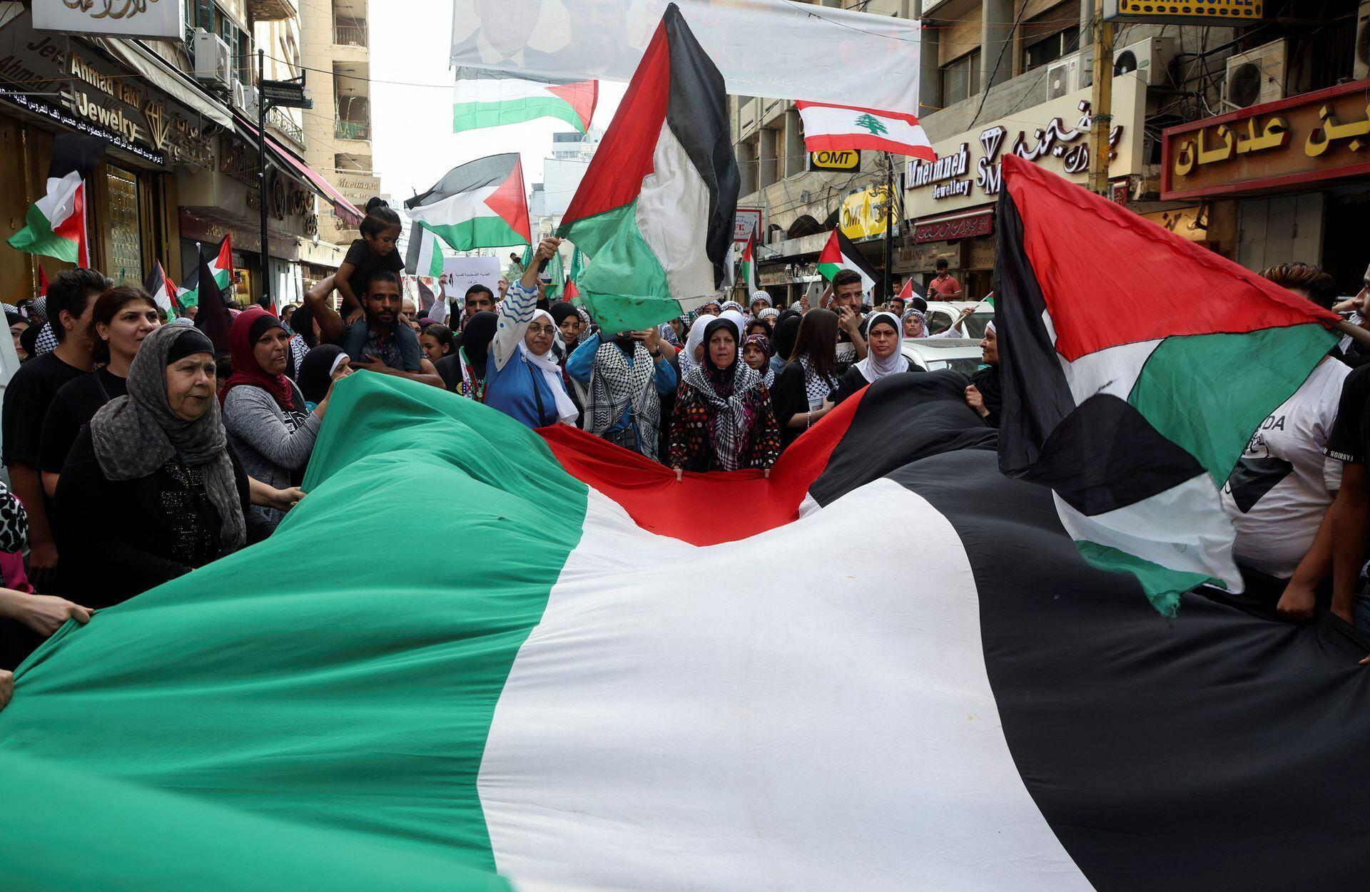 Palestínska autonómia, ktorá čelí výzvam na reformu, predstavila nový kabinet