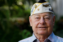 Lou Conter, posledný preživší japonského útoku na vojnovú loď USS Arizona na námornej základni Pearl Harbor. FOTO: Reuters