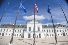 Podoba boja o Prezidentský palác odráža rozdelenie slovenskej spoločnosti. FOTO: TASR/Martin Baumann
