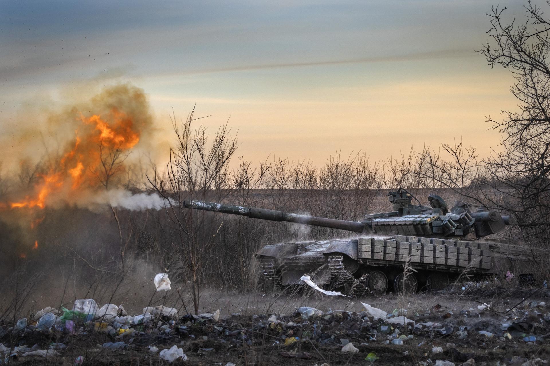 Rusko tvrdí, že jeho sily vstúpili na okraj mesta Časiv Jar. Ukrajina to poprela