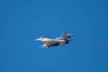 Stíhačka typu F-16. FOTO: TASR/DPA