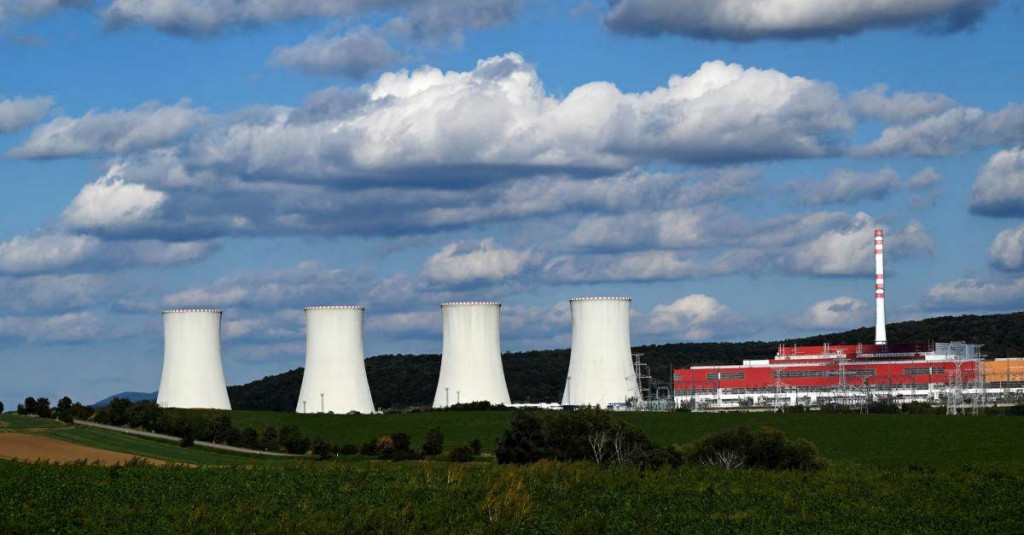 Do harmonogramu tohtoročných odstávok slovenských jadrových elektrární historicky prvýkrát pribudne aj tretí blok Atómových elektrární Mochovce. FOTO: Reuters