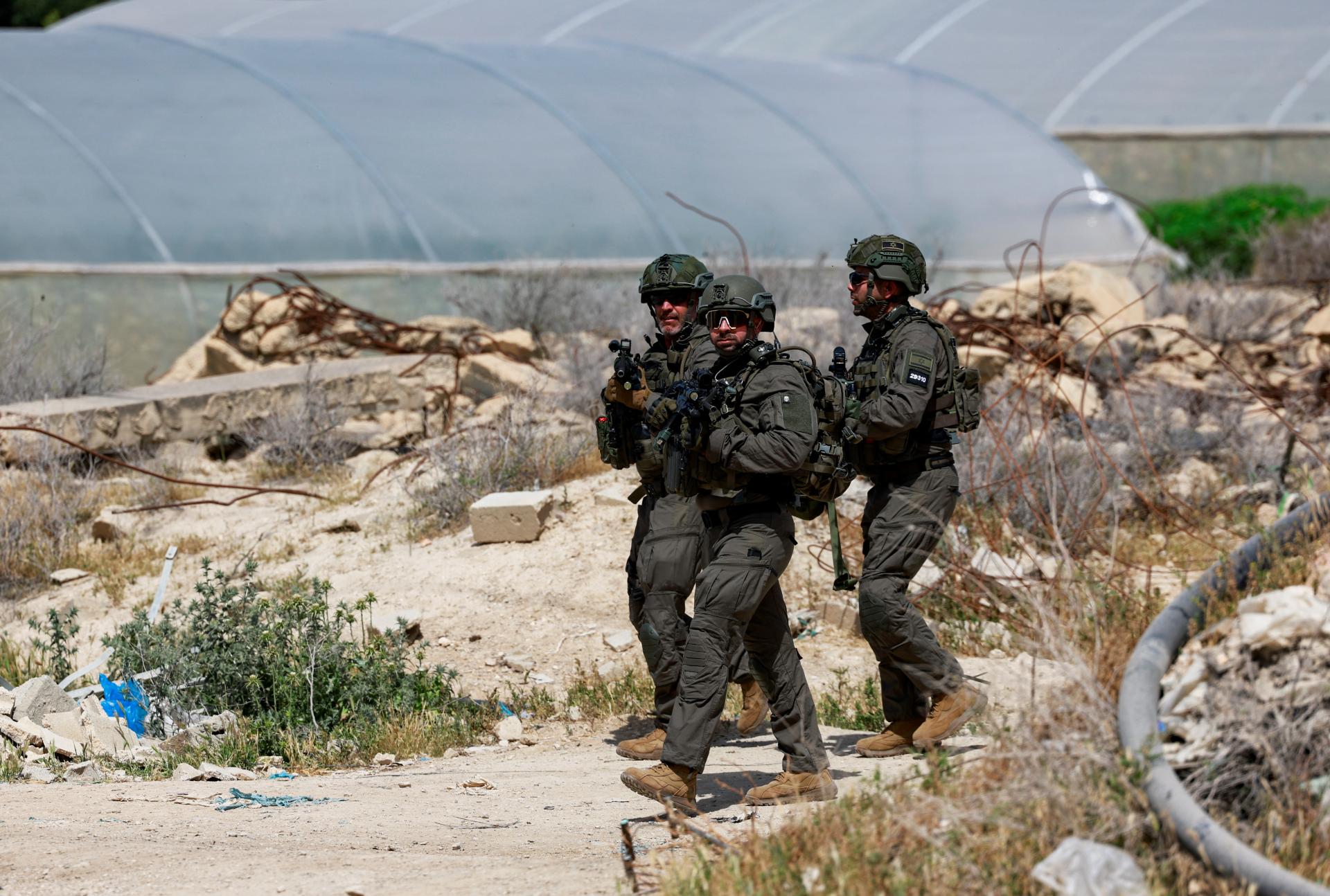 Izrael odpovie Iránu činmi, nie slovami, tvrdí armáda. Svet vyzýva na zdržanlivosť