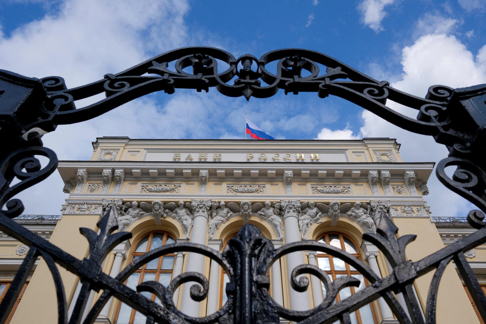 Zisky ruských bánk klesli aj v marci, pokles bol iba mierny