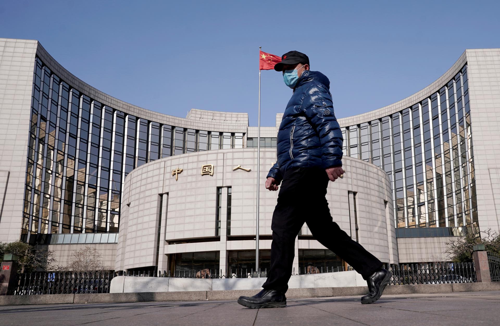 Čínska centrálna banka napriek zlepšeniu ekonomiky nezmenila úrokové sadzby