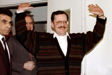 Prepustený americký rukojemník Terry Anderson v roku 1991. FOTO: Reuters